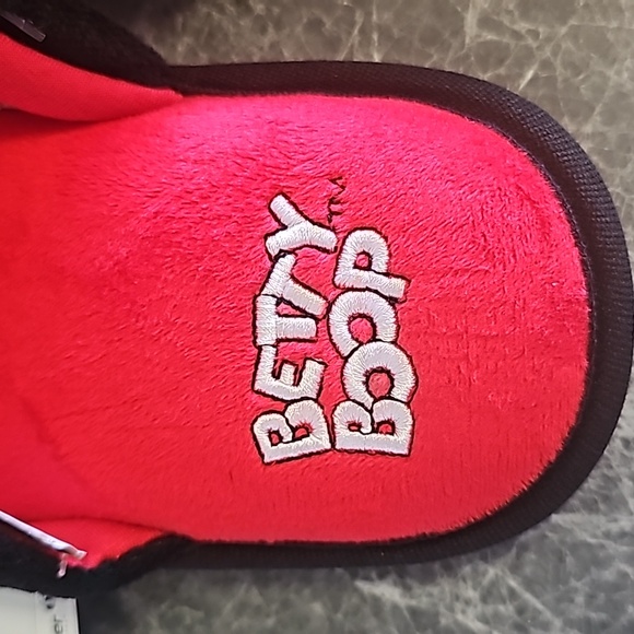 BETTY BOOP Embroidered Betty Boop Slippers - Picture 4 of 6